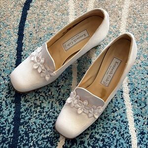 Vintage wedding heels size 6.5